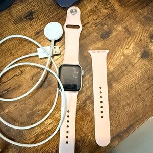 Apple Watch Smartwatch with pink extra Band and original charger